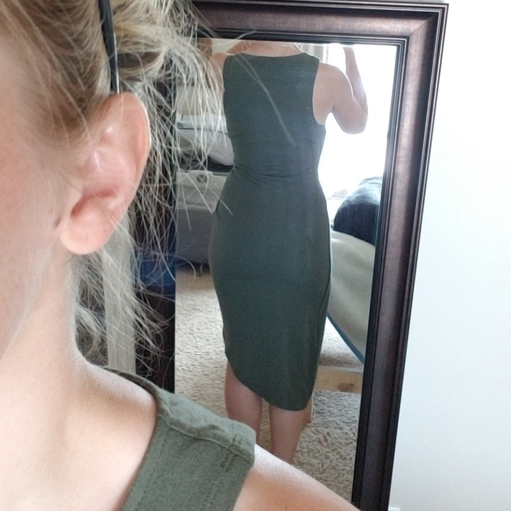 High Low Dress - Picture 3 of 3